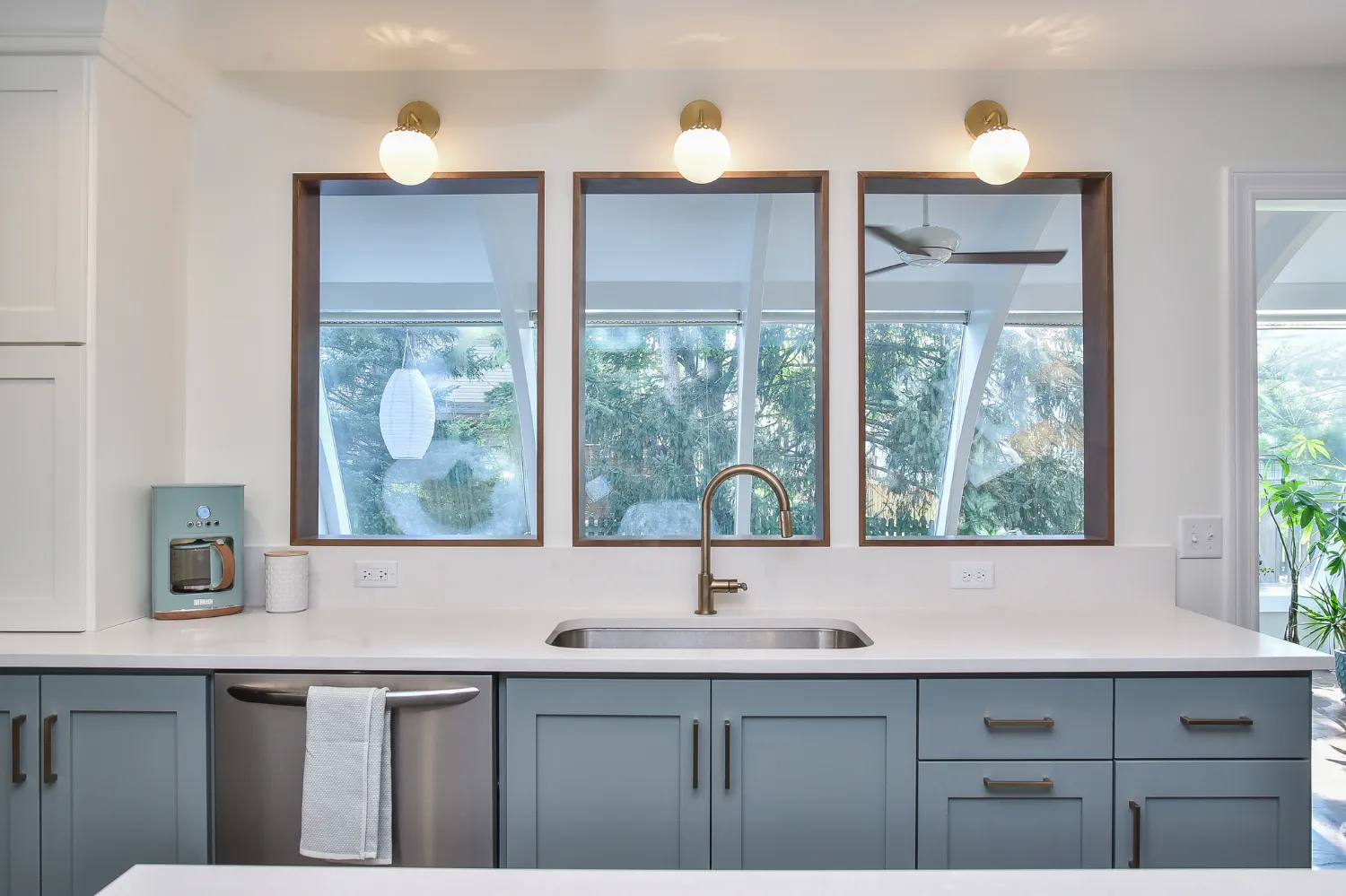 Blue Serenity Kitchen Remodel Photos, photo 4