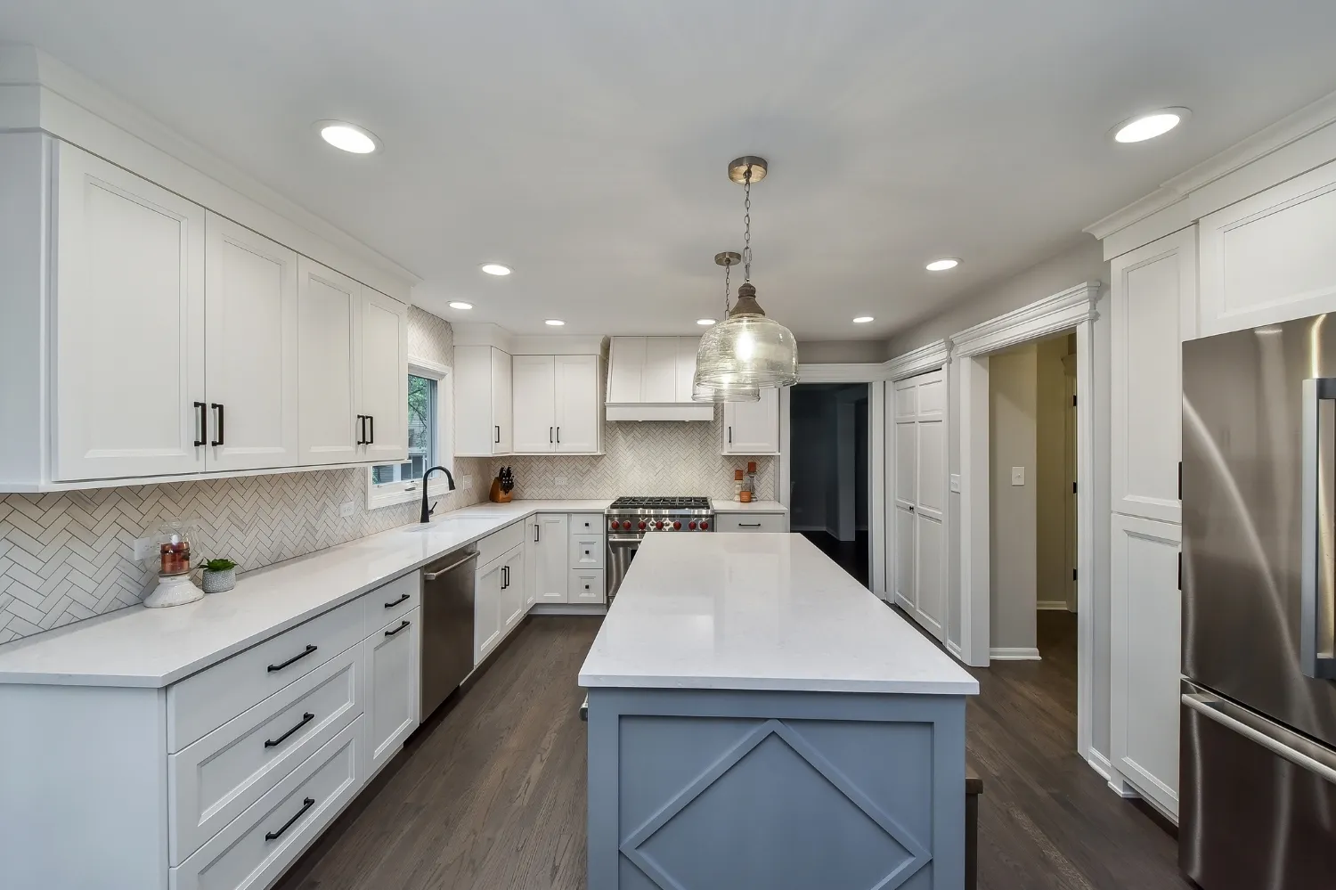 Clean &amp; Transitional Kitchen Remodel, photo 4