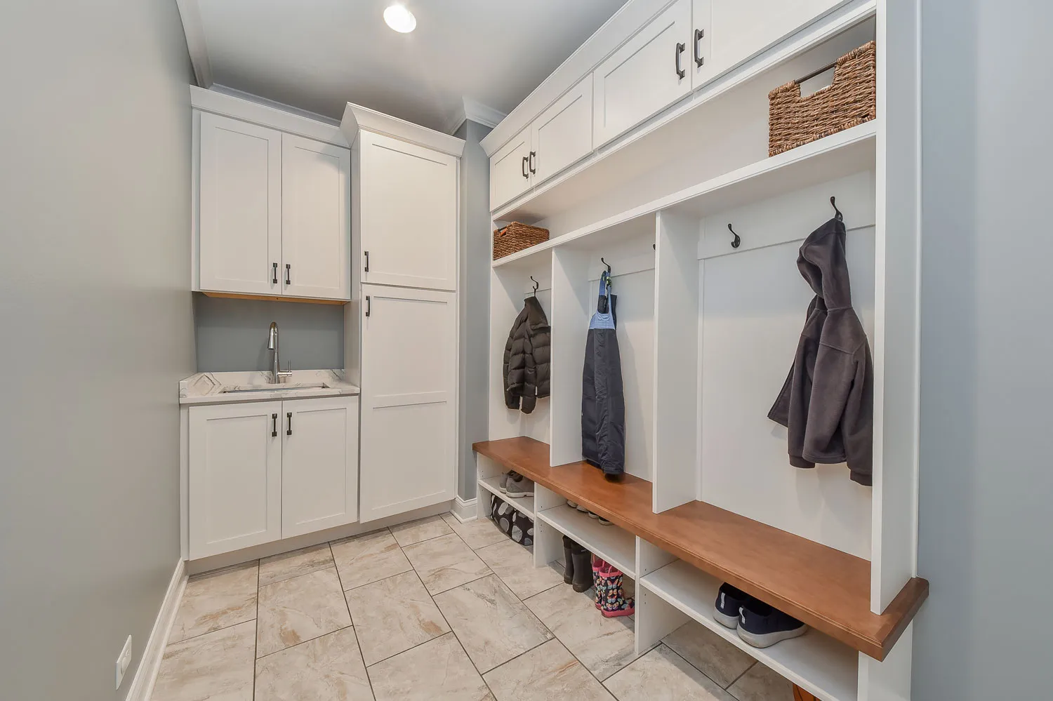 Clean Country Laundry and Mudroom Remodel, photo 2