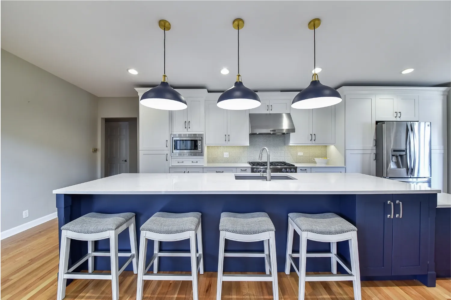 Blue Fashioned Kitchen Remodel — photo 1