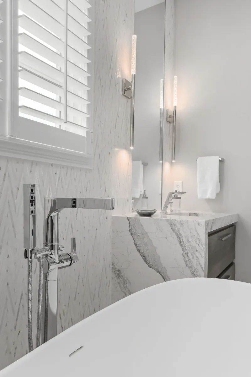 Contemporary Chic Master Bath Remodel — photo 6