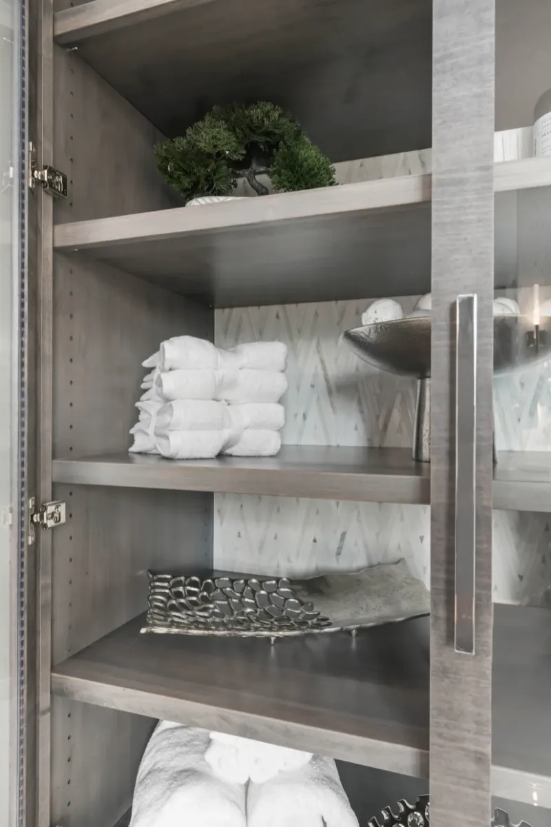 Contemporary Chic Master Bath Remodel — photo 7