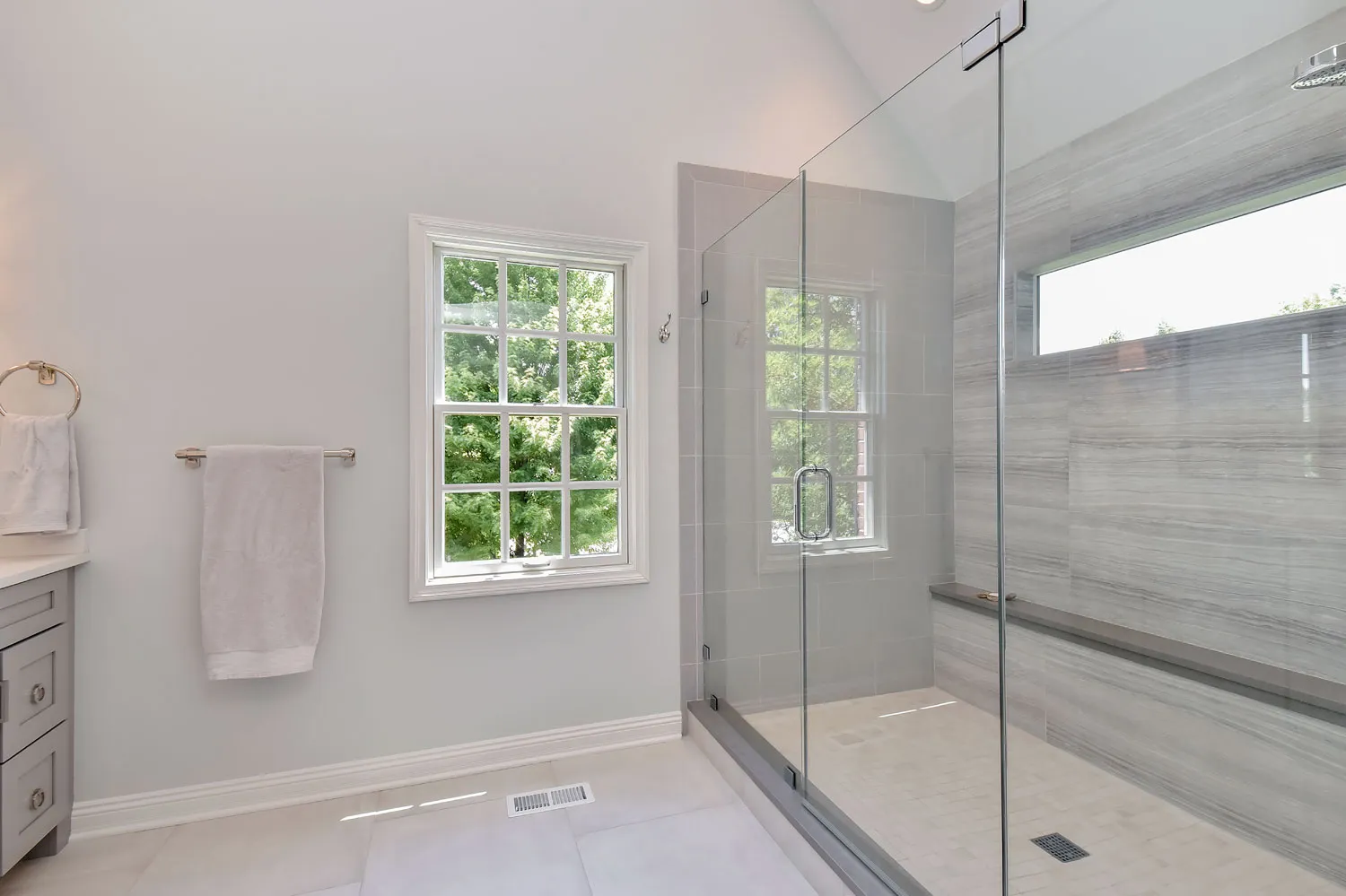 Beautifully Sunkissed Mater Bath Remodel — photo 8