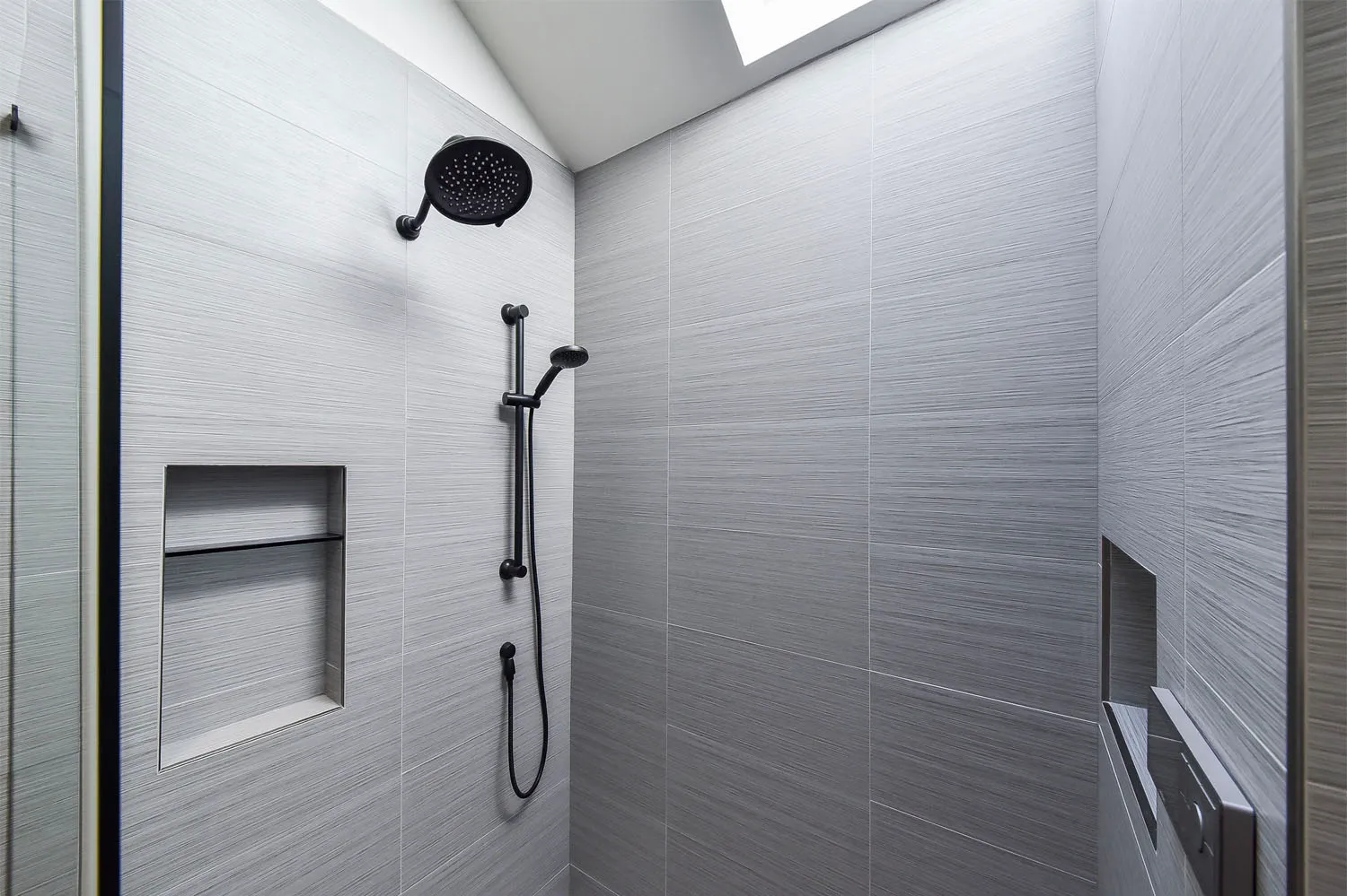 Stunningly Spa Mater Bath Remodel — photo 2