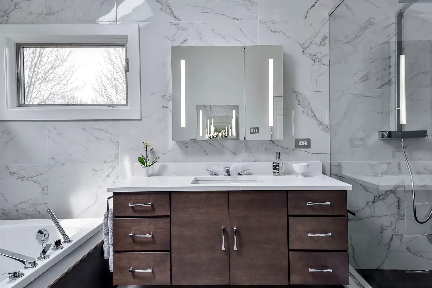 Seamlessly Sharp Master Bath Remodel — photo 2