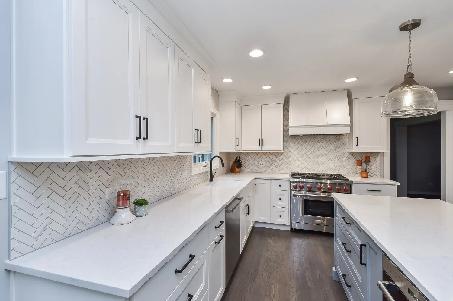 Clean &amp; Transitional Kitchen Remodel — photo 5
