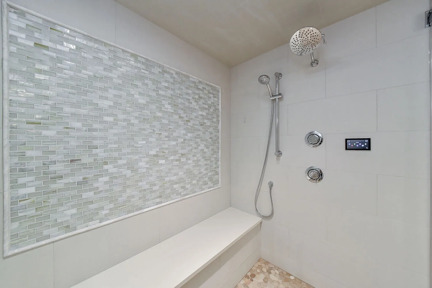 Lovingly Warm Master Bath Remodel — photo 4
