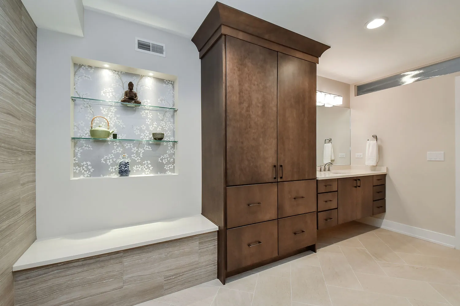 Lovingly Warm Master Bath Remodel — photo 6
