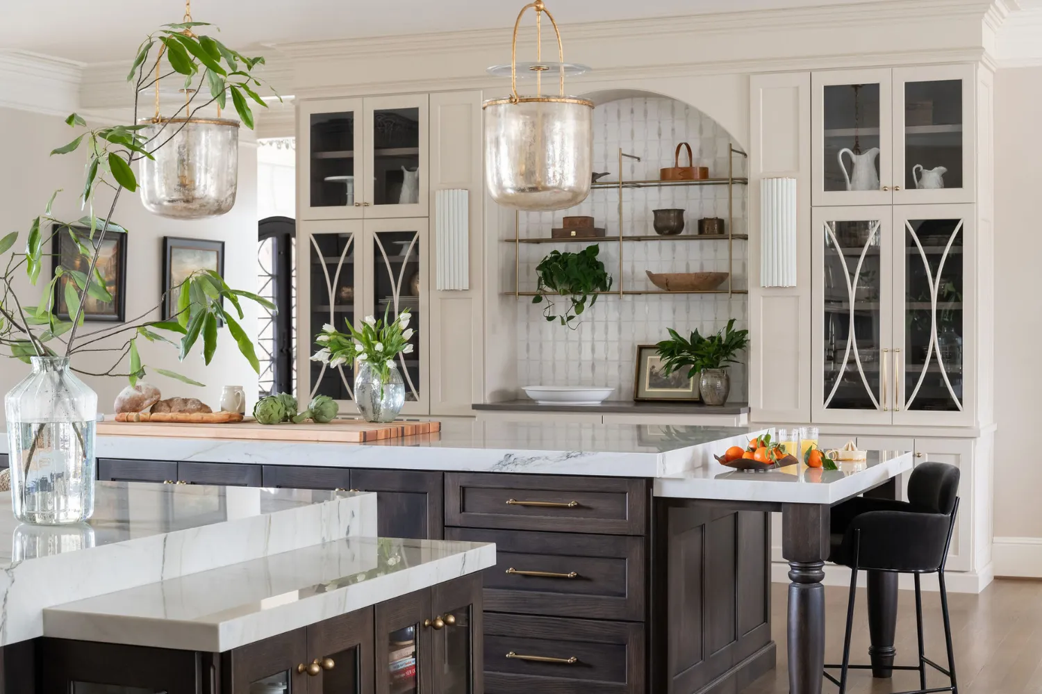 Refined Contrast Kitchen Remodel — photo 2