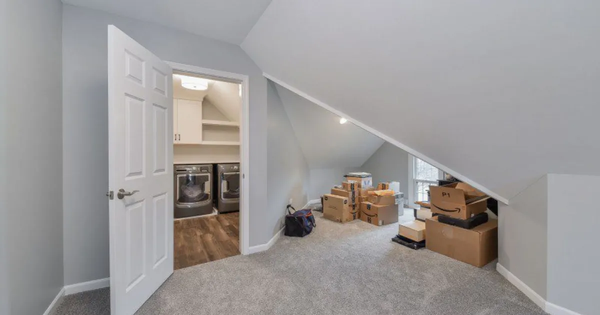 Clean Country Laundry and Mudroom Remodel — photo 1