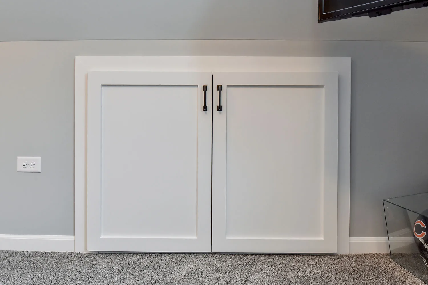 Clean Country Laundry and Mudroom Remodel — photo 7