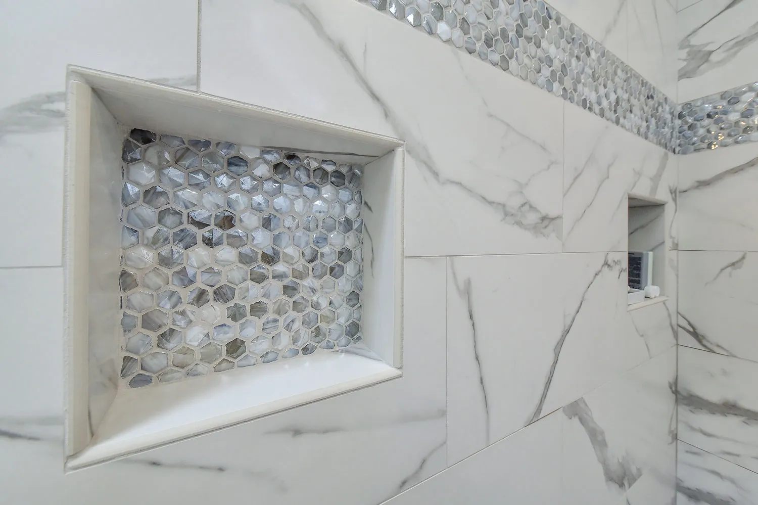 Strikingly Tasteful Master Bath Remodel — photo 5