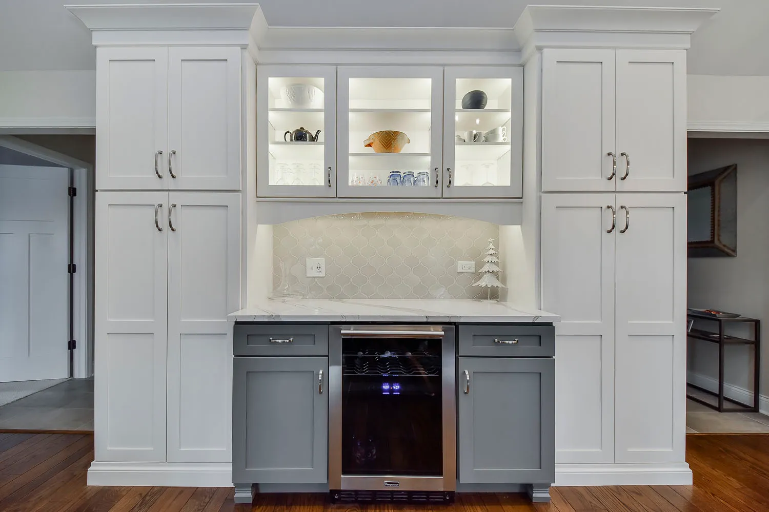 Refreshingly White Kitchen Remodel — photo 5