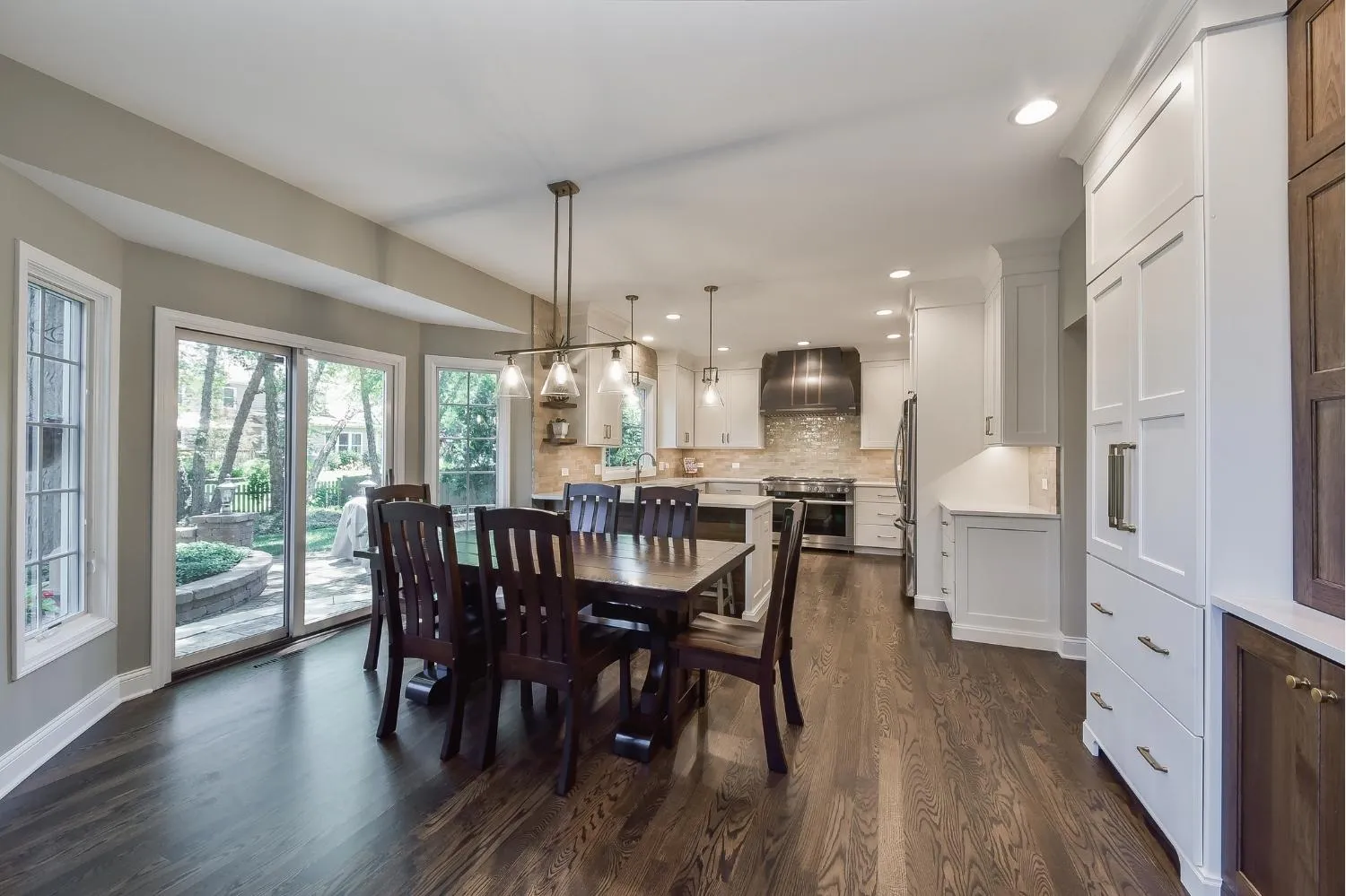 Tasteful Earthiness Kitchen Remodel — photo 1