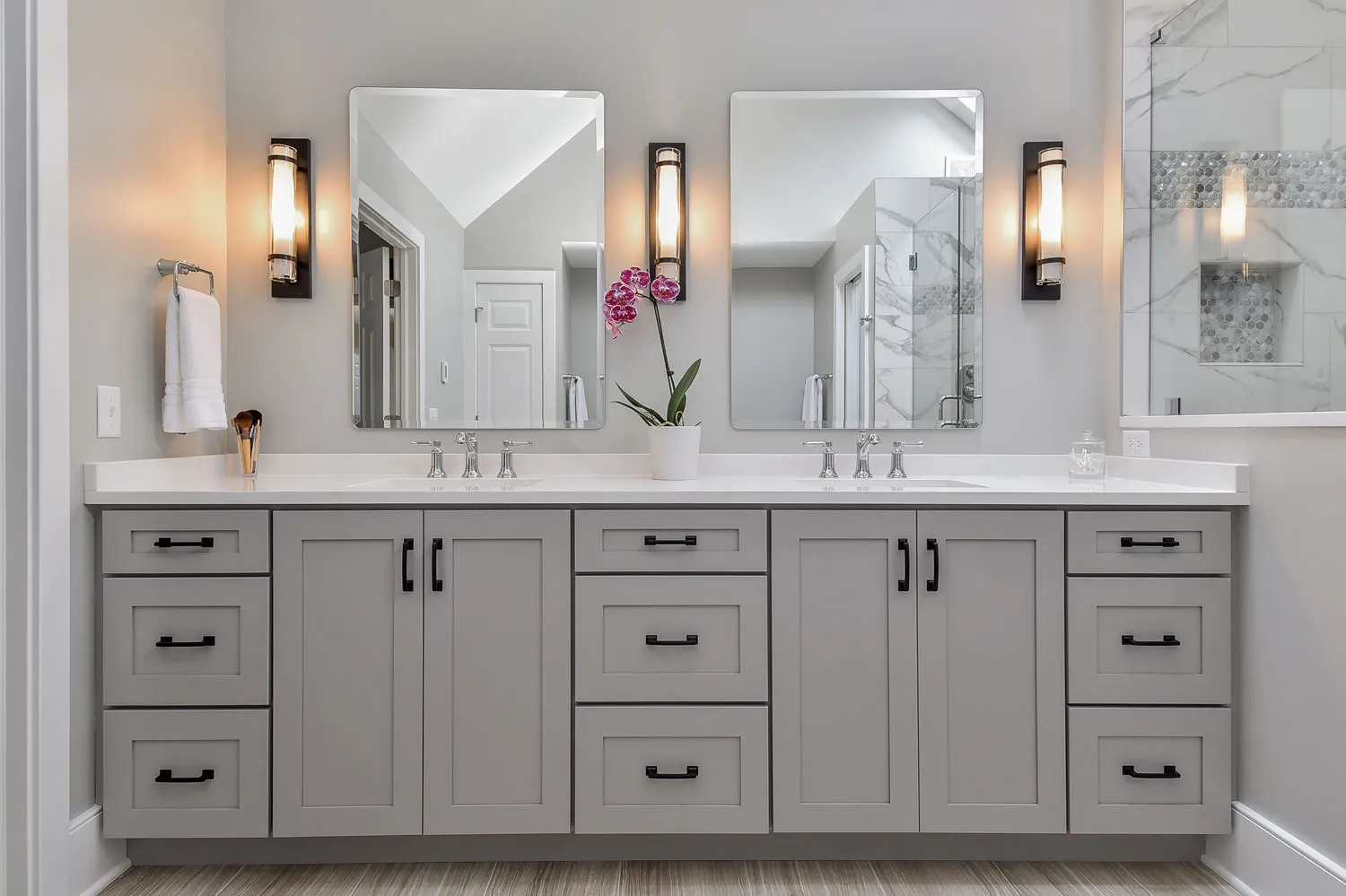 Strikingly Tasteful Master Bath Remodel, photo 3